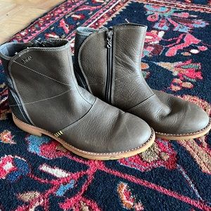 Ahnu Octavia Ankle Boot 9